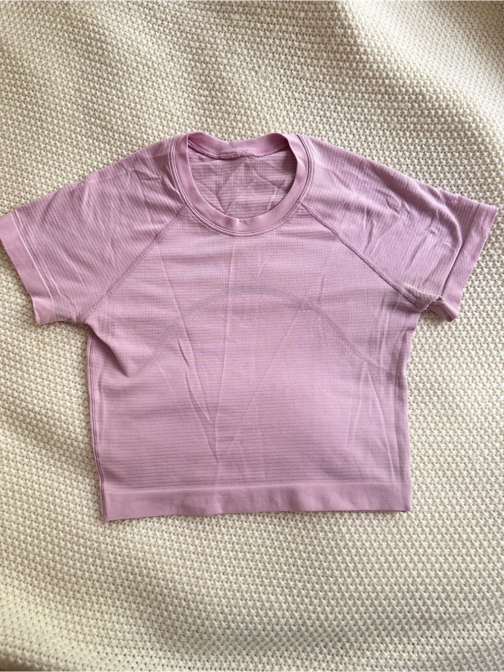 Lululemon Swiftly tech 2.0 Short Sleeve Seamless Crop Top - Pink/Lavender